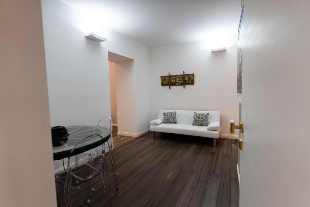 Sikelia-Sicilian Rooms Катания Экстерьер фото