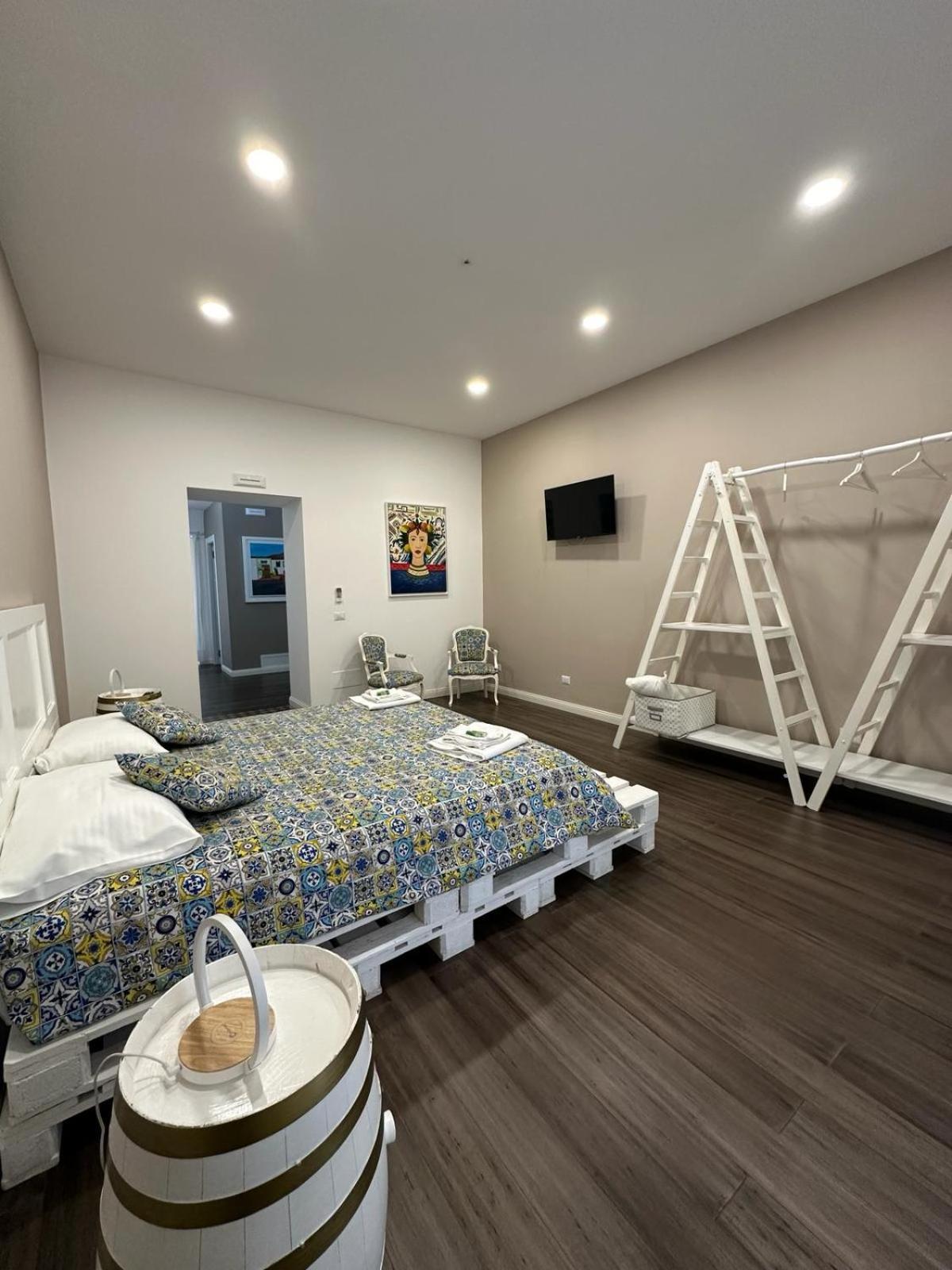 Sikelia-Sicilian Rooms Катания Экстерьер фото