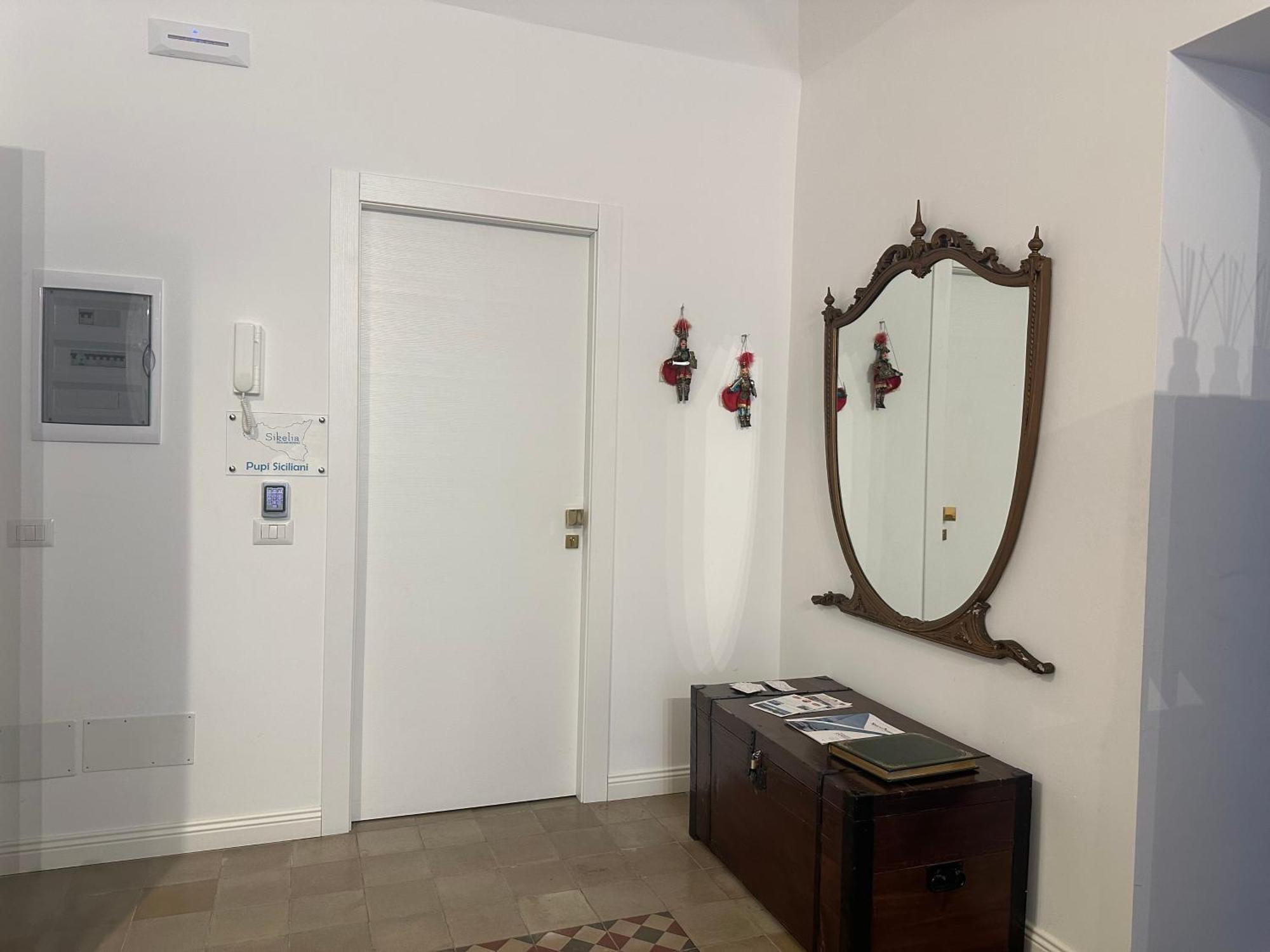 Sikelia-Sicilian Rooms Катания Экстерьер фото